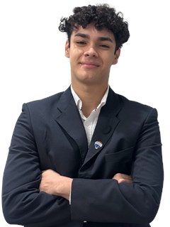 En formación - Thiago Riveros - RE/MAX CREATION