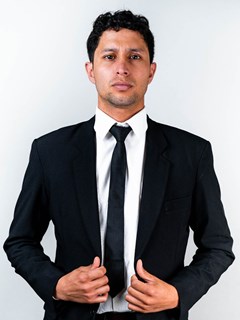 En formación - Ernesto Riveros - RE/MAX BLACK