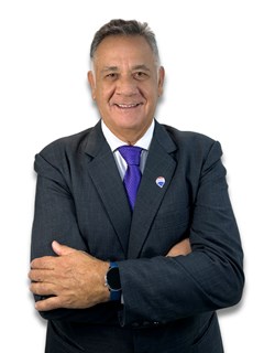 Mäklarpraktikant - Miguel Ruíz Díaz - RE/MAX ROYAL