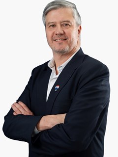 Broker Titolare - John Edwin Kennedy - RE/MAX PROACTIVA