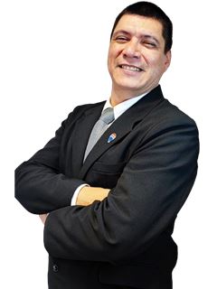 En formación - Edgar Ferreira - RE/MAX PUNTO