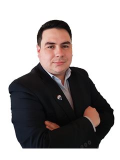 William Cáceres - RE/MAX FIDELITY