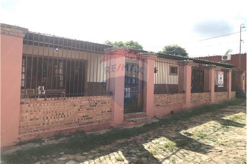 For Sale-House-Paraguay Central San Lorenzo  Tegucigualpa c/ Nazareth  - -114006036-7