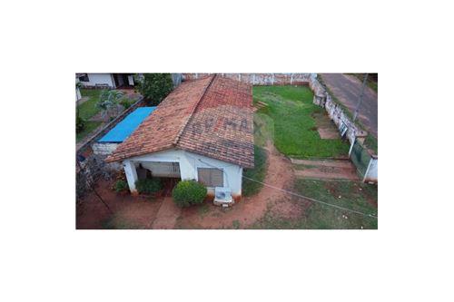 Satılık-Bitiþik Villa-Paraguay Central Luque Laurelty  Los Laureles esq. Trebol  -  Los Laureles esq. Trebol  - -143075092-27