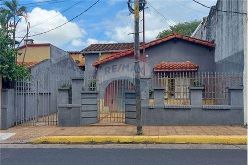 For Sale-House-Paraguay Asunción Ciudad Nueva  Pai Pérez nro. 629 e/Azara y Herrera  -  Pai Pérez e/ Azara y Herrera  - -143089015-38