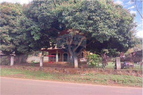 Eladó-szabadonálló ház-Paraguay Cordillera Caacupé  San Juan Bautista  -  8 de Diciembre  - -143037112-1