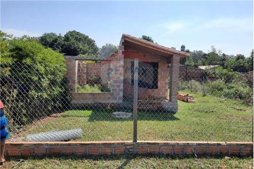 For Sale-House-Paraguay Central Capiata Aldana Cañada 28 N°28  -  Calle N° 28, entre Avenida San Agustin y Las Piedr  - -143061056-2
