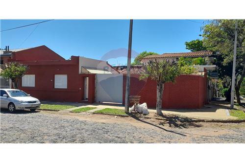 For Rent/Lease-House-Paraguay Asunción Barrio Jara  San Agustín esquina Amistad  -  San Agustín esquina Amistad  - -143068006-97
