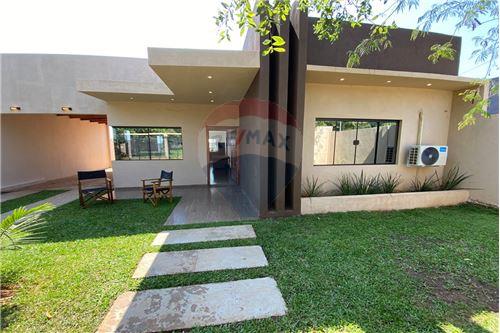 For Sale-House-Paraguay Itapúa Cambyretá  .  -  A 3 cuadras de la Capilla San Juan  - -143032035-203