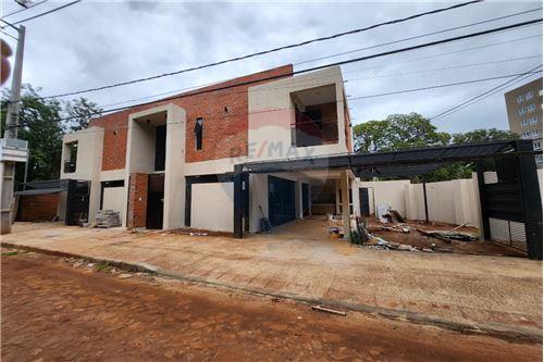 For Sale-Duplex-Paraguay Central Luque Loma Merlo  Capitan Juan Bautista Rivarolacasi America  -  Zona Loma Merlo  - -143028009-100