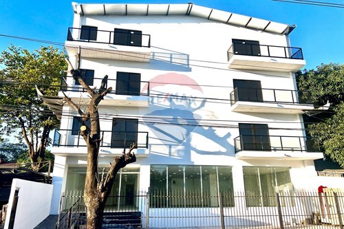 ALQUILO DEPARTAMENTO EN NAZARET ZONA TEMBETARY