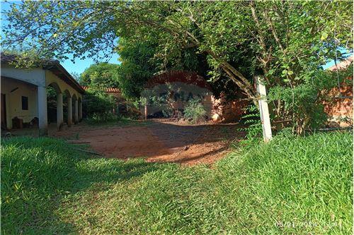 For Sale-Land-Paraguay Central Luque  Calle 9 de marzo  -  Los Pinos  - -143054022-20