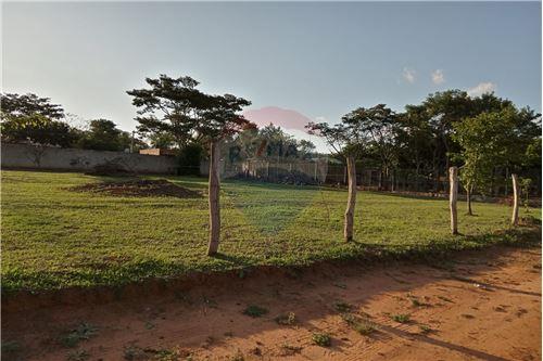 За продажба-Поземлен имот-Парагвай Central Itauguá  A 400mts. De la Av. Gral. Samaniego  -  A 400mts. De la Av. Gral. Samaniego  - -143048025-43