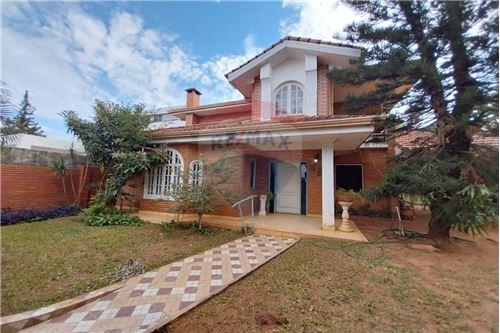 For Sale-House-Paraguay Asunción Villa Aurelia  Mayor Jose Lamas Carisimo c/ Victor Heyn  - -143063130-33