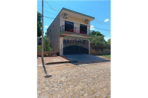 Alquilo departamento en cuarto barrio Luque