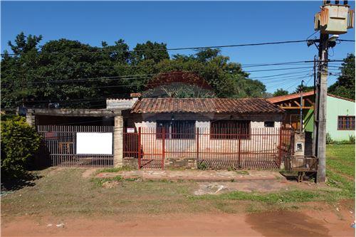 For Sale-House-Paraguay Central Ñemby Pa`i Ñu  Sin nombre  -  2 cuadras de Dr Victorio Curiel y a una cuadra Yby  - -143092026-1