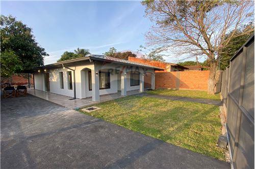 For Sale-House-Paraguay Central Villeta  NAVARRO Y  CERRO LEON  -  VILLETA  - -143071060-3