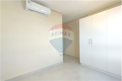 Departamento Alquiler Paraguay Asunción La Encarnación 143017055 98 Remax Paraguay 0660