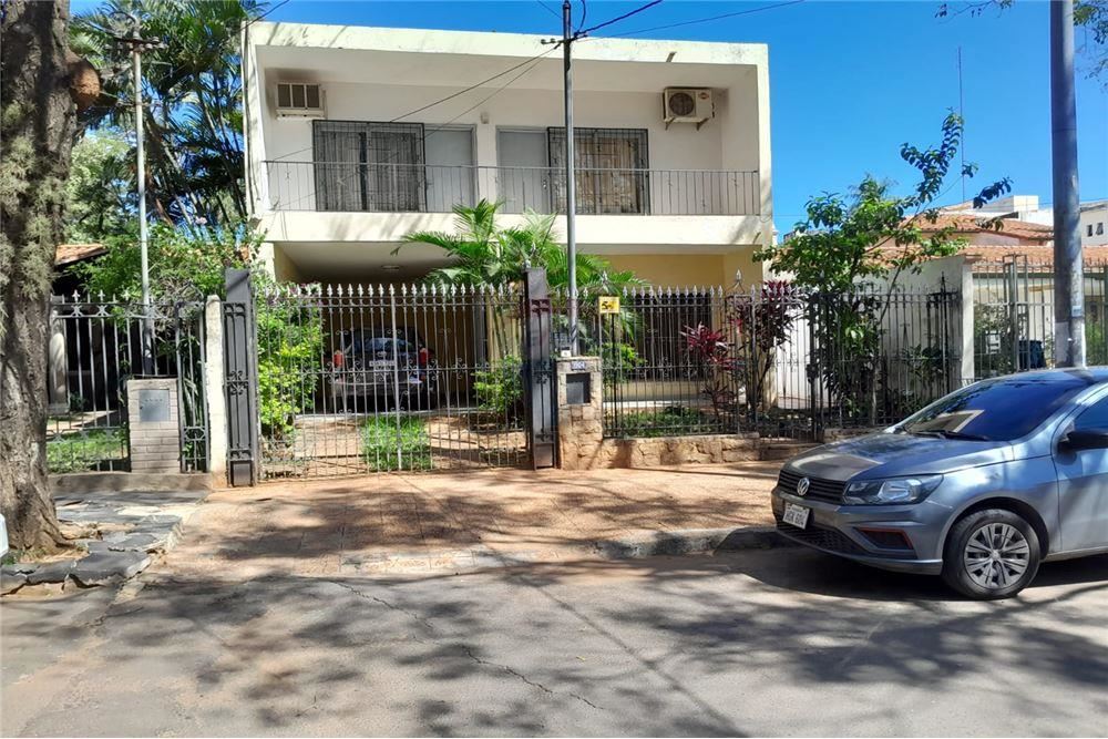 Casa - Venta - Paraguay Asunción Ycuá Satí - 143036045-119 , - RE/MAX ...