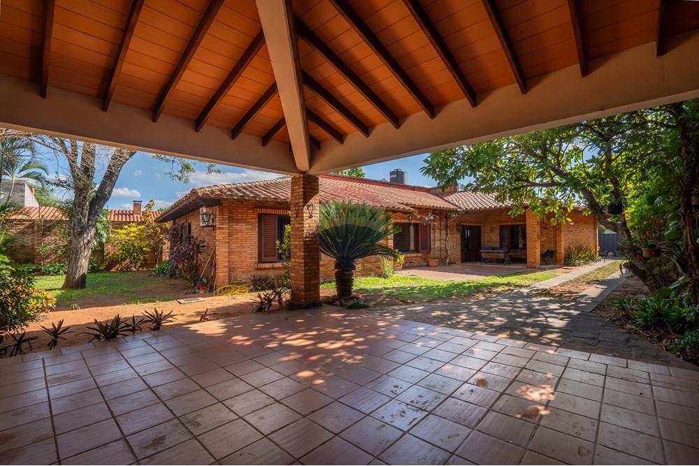 Residential - ਅਲੱਗ ਥਲੱਗ ਬਣਿਆ ਹੋਇਆ ਘਰ - Paraguay Asunción Nazareth - PY - 6.jpg - 143098069-7