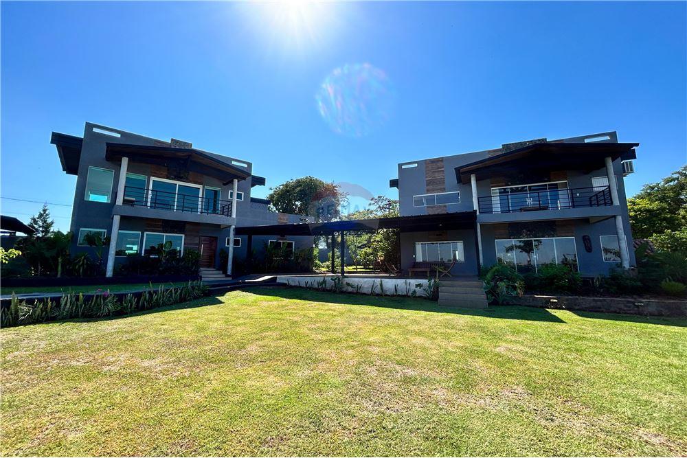 Casa - Venta - Paraguay Itapúa Encarnación - 33 - 143011007-1606