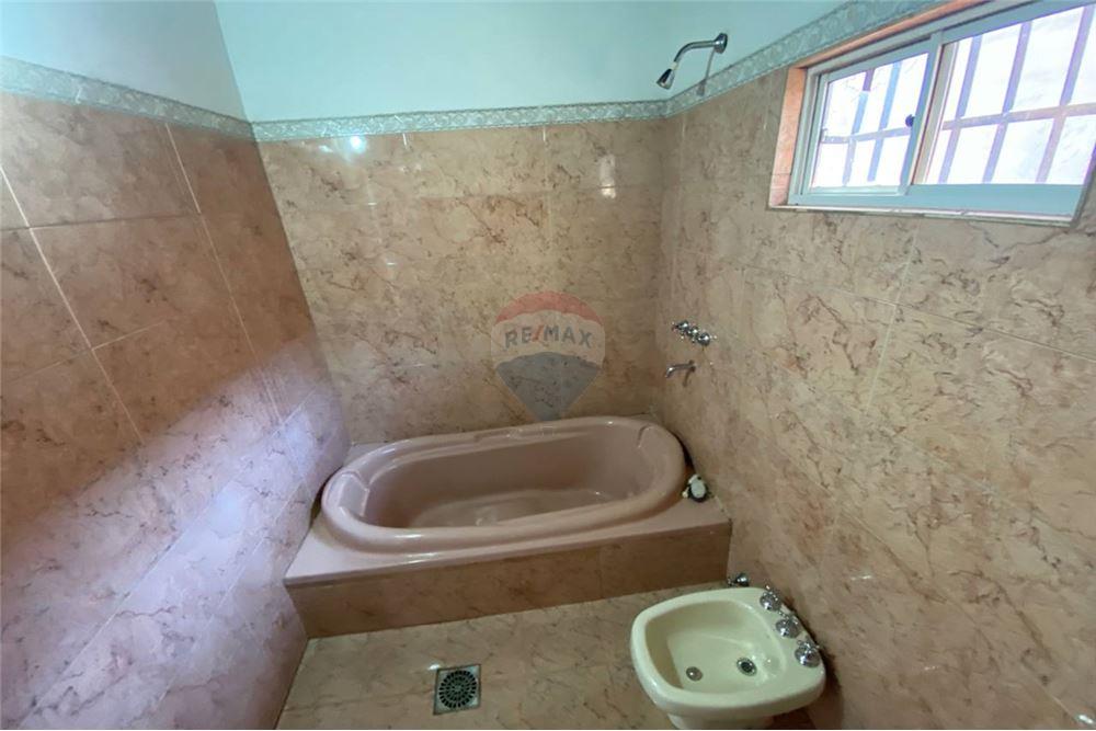 Residential - House - Paraguay Alto Paraná Ciudad Del Este - PY - 19 - 143050033-209