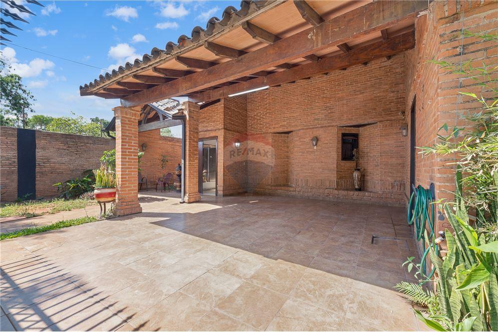Casa - Venta - Paraguay Central Fernando De La Mora - 2 - 143098017-107