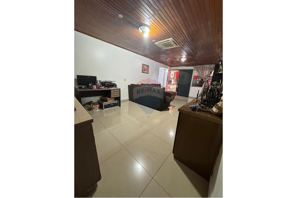 Casa - Venta - Paraguay Alto Paraná Hernandarias - WhatsApp Image 2025-01-21 at 11.12.01 AM (2).jpeg - 143099001-17