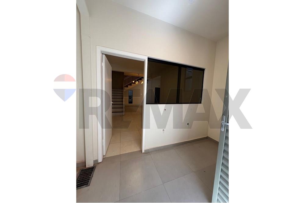 Residential - Duplex - Paraguay Alto Paraná Hernandarias - PY - IMG-20251201-WA0386.jpg - 143050081-126