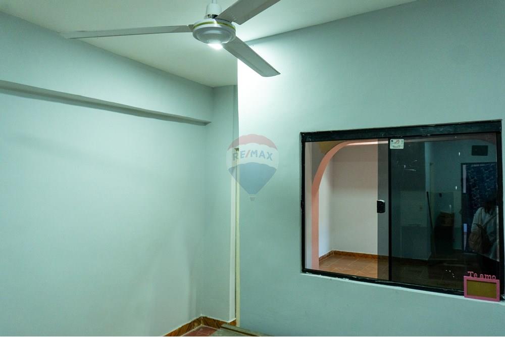 Commercial - Building - Paraguay Alto Paraná Ciudad Del Este - PY - Foto  (14 de 24).jpg - 143050178-3