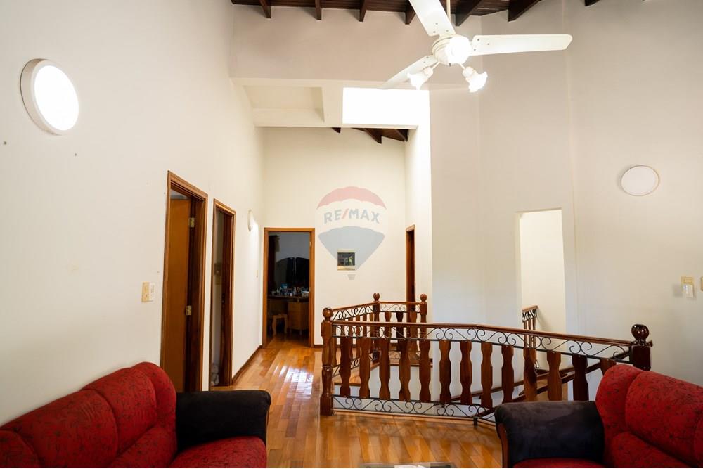 Residential - Samostojno - Paragvaj Alto Paraná Hernandarias - PY - HERNANDARIAS (5).jpg - 143050135-21