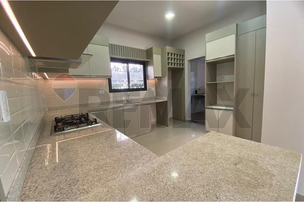 Residential - House - Paraguay Alto Paraná Ciudad Del Este - PY - 80ff4c84-7e16-4064-ac1b-1873b136e4b8.jpg - 143050100-35