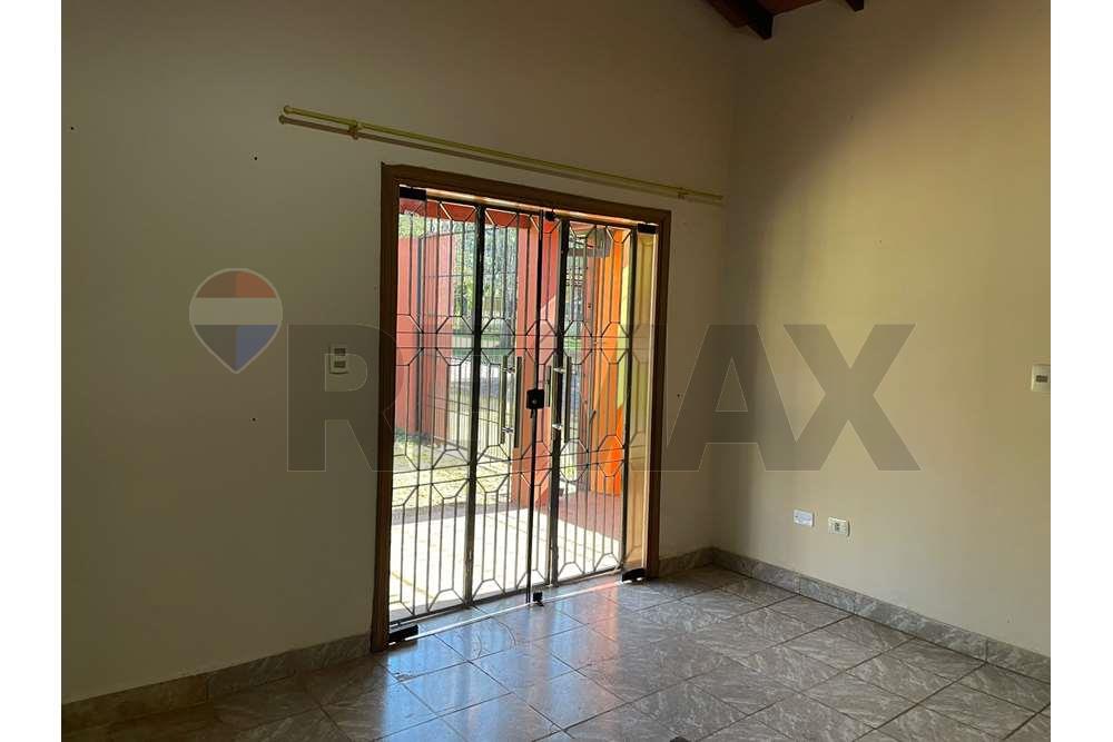 Residential - House - Paraguay Alto Paraná Presidente Franco - PY - WhatsApp Image 2024-07-03 at 1.42.01 PM (1).jpeg - 143050132-30