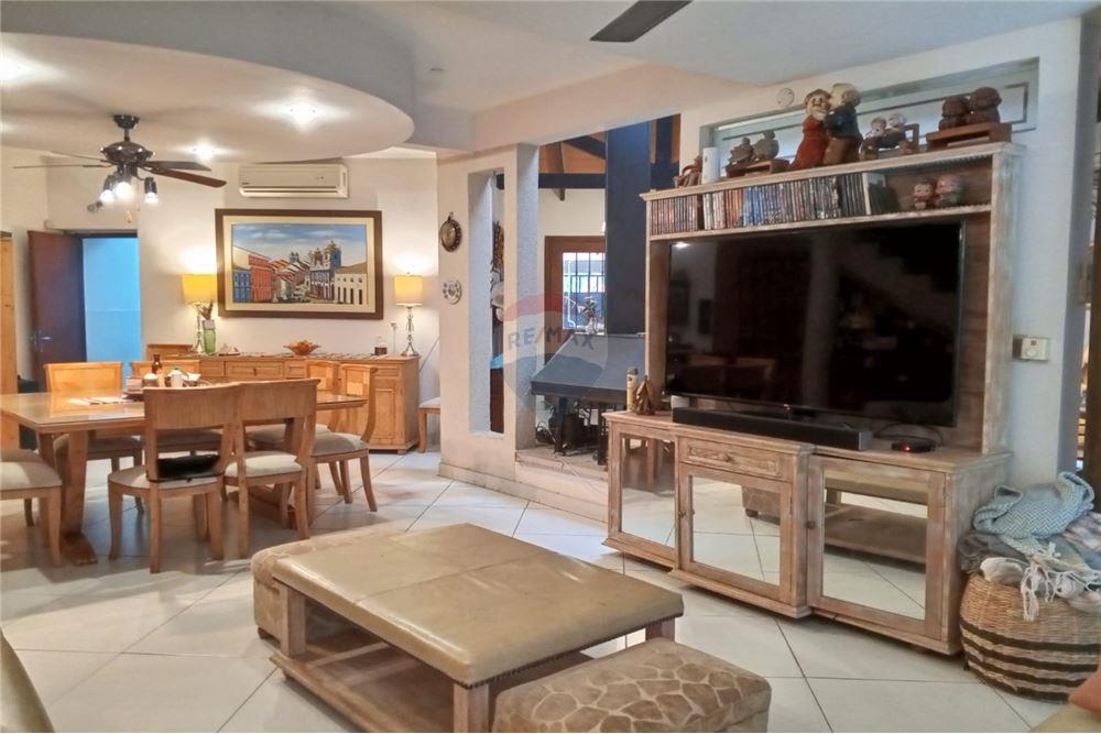 Casa - Venta - Paraguay Asunción Recoleta - 2 - 143026092-64