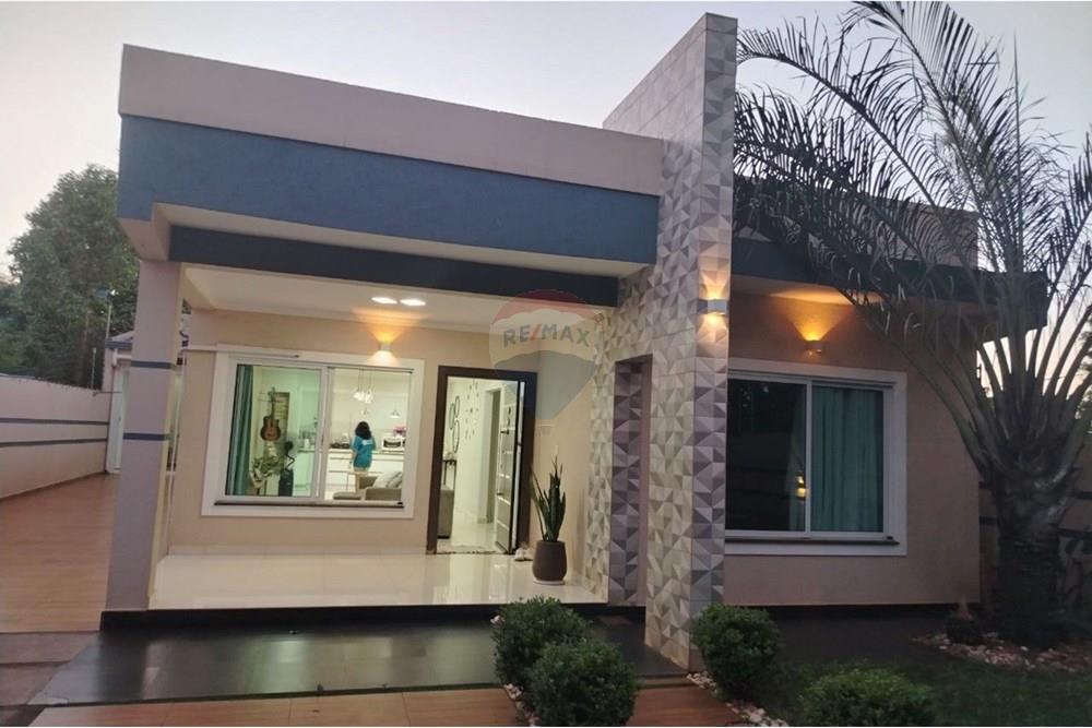 Residential - House - Paraguay Alto Paraná Ciudad Del Este - PY - IMG_20250917_234239_541.jpg - 143050060-303