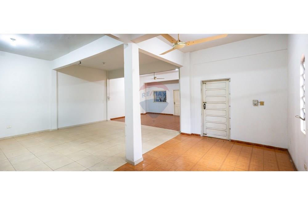 Rezidential - Case/Vile - Paraguay Alto Paraná Ciudad Del Este - PY - WhatsApp Image 2025-03-07 at 8.39.51 AM.jpeg - 143050105-33