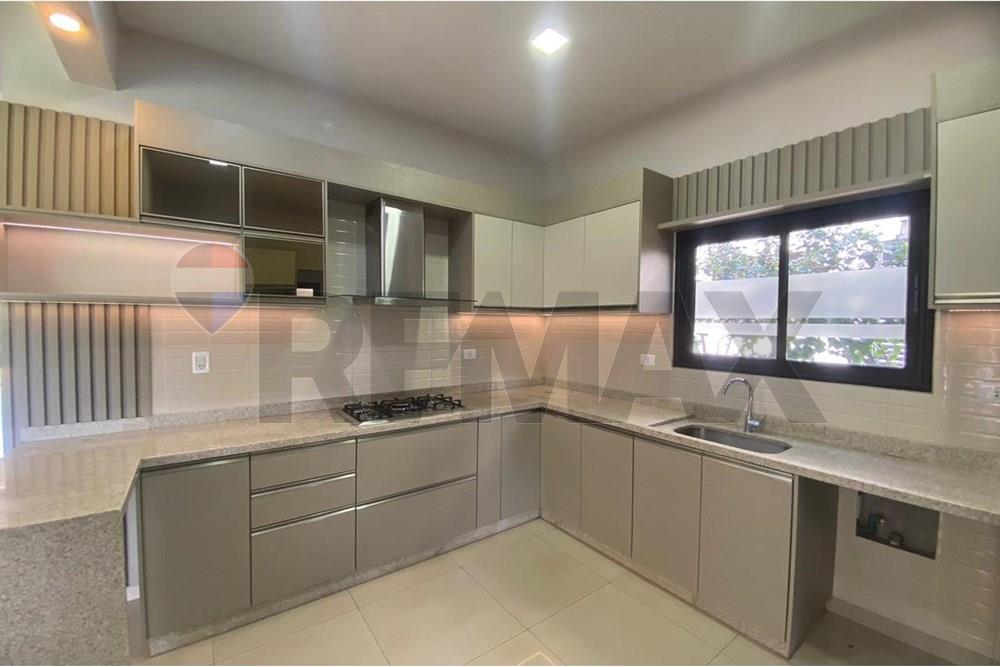 Residential - House - Paraguay Alto Paraná Ciudad Del Este - PY - dfc11f9b-ef7f-44b7-8b49-d36f0dc7f2a4.jpg - 143050100-35