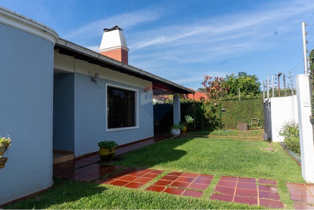 Residential - House - Paraguay Alto Paraná Presidente Franco - PY - Foto_-2 (1).jpg - 143050097-60