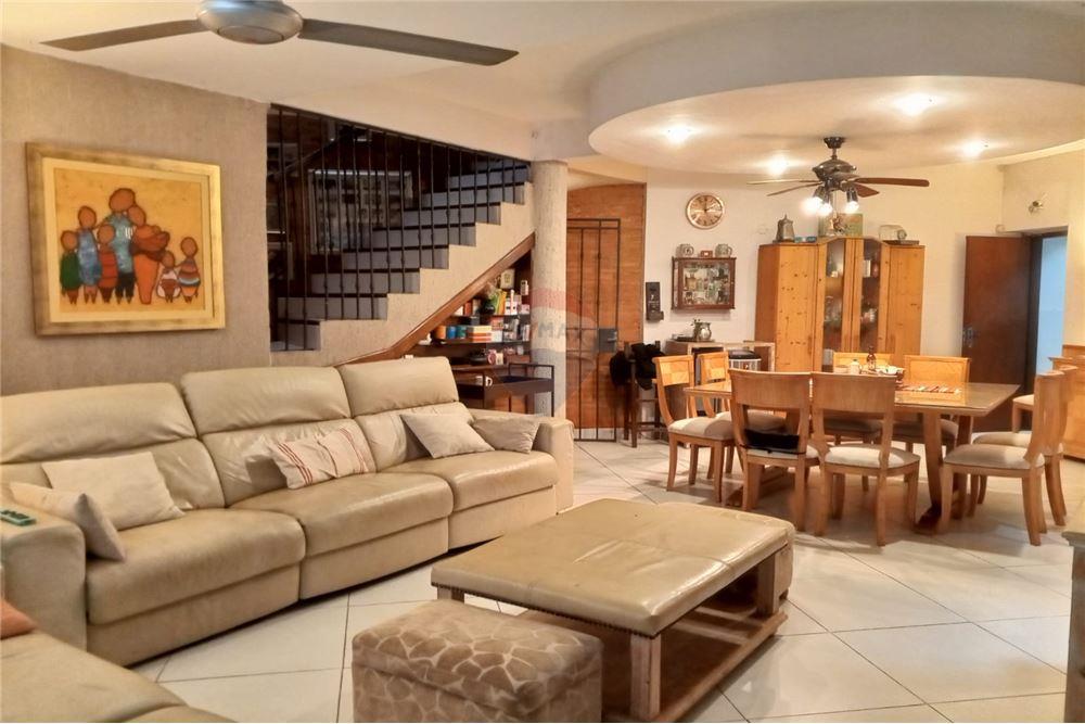 Casa - Venta - Paraguay Asunción Recoleta - 1 - 143026092-64