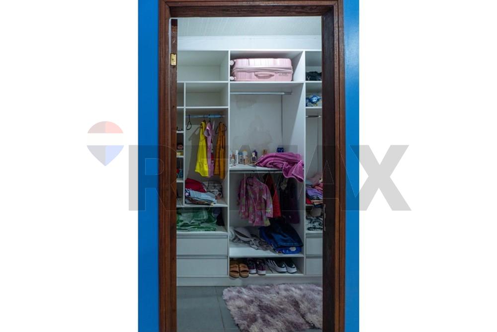 Residential - House - Paraguay Alto Paraná Ciudad Del Este - PY - WhatsApp Image 2025-11-20 at 13.31.47 (17).jpeg - 143050186-7