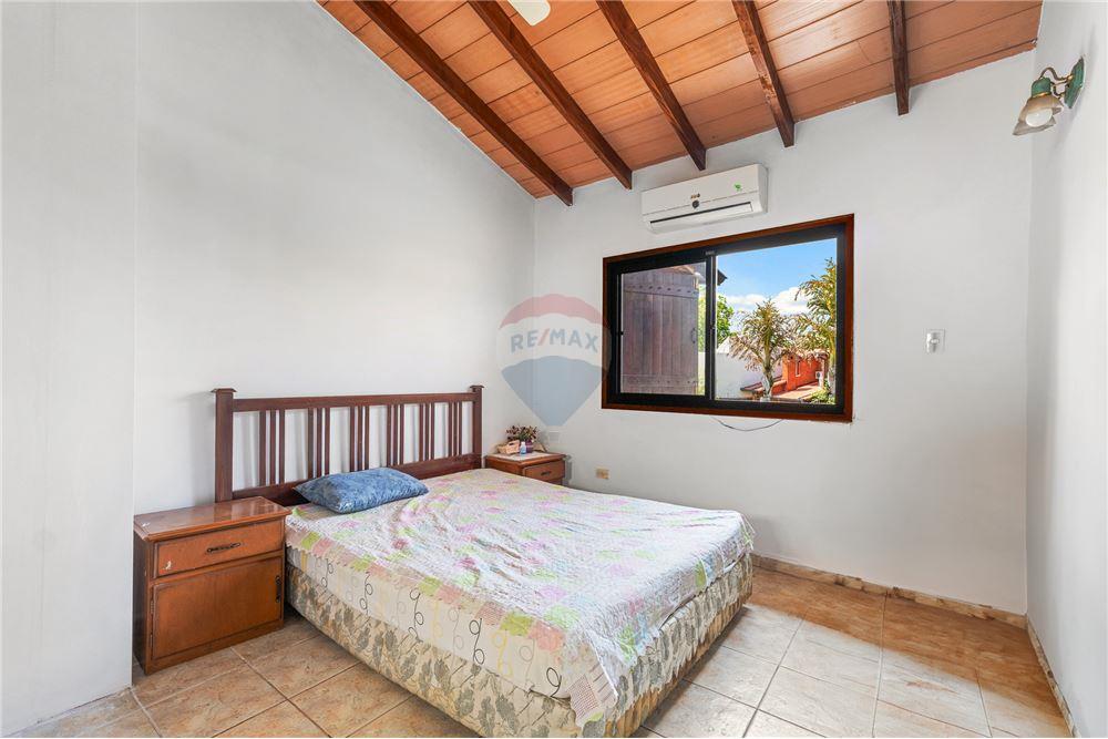 Casa - Venta - Paraguay Central Fernando De La Mora - 7 - 143098017-107