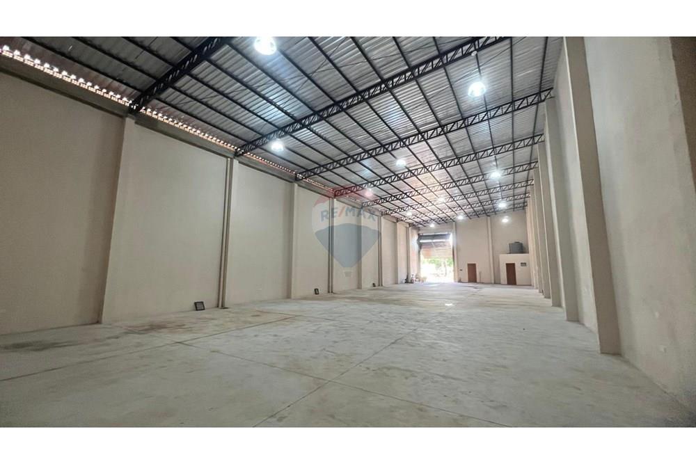 Depósito - Alquiler - Paraguay Alto Paraná Ciudad Del Este - WhatsApp Image 2025-10-07 at 09.40.18 (3).jpeg - 114001022-255