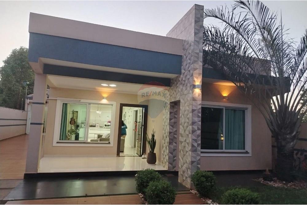 Residential - House - Paraguay Alto Paraná Ciudad Del Este - PY - IMG_20250917_234239_704.jpg - 143050060-303