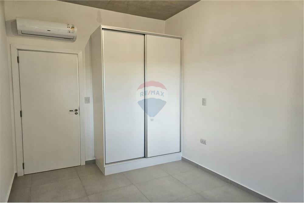 Residential - कोंडो/अपार्टमेंट - Paraguay Asunción Sajonia - PY - 32 - 143014041-429