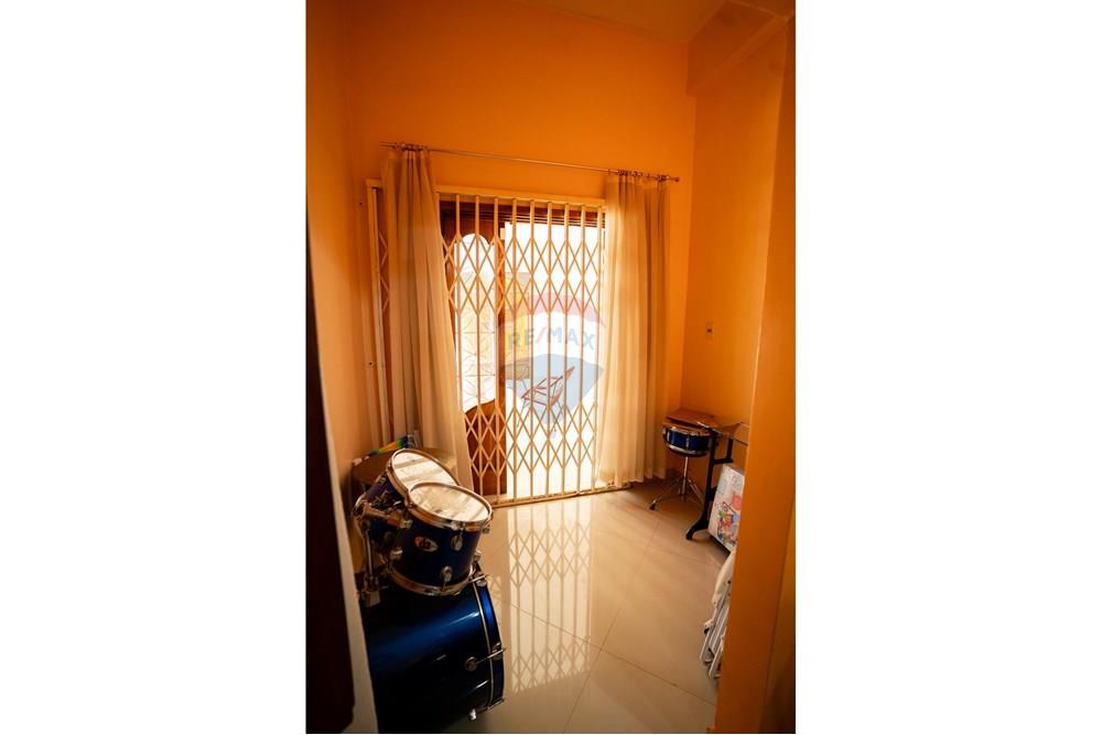 Residential - Samostojno - Paragvaj Alto Paraná Hernandarias - PY - HERNANDARIAS (24).jpg - 143050135-21