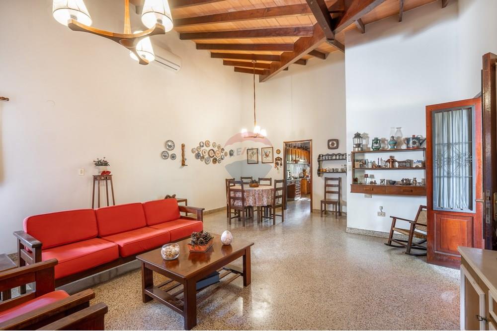 Residential - ਅਲੱਗ ਥਲੱਗ ਬਣਿਆ ਹੋਇਆ ਘਰ - Paraguay Asunción Nazareth - PY - 14.jpg - 143098069-7