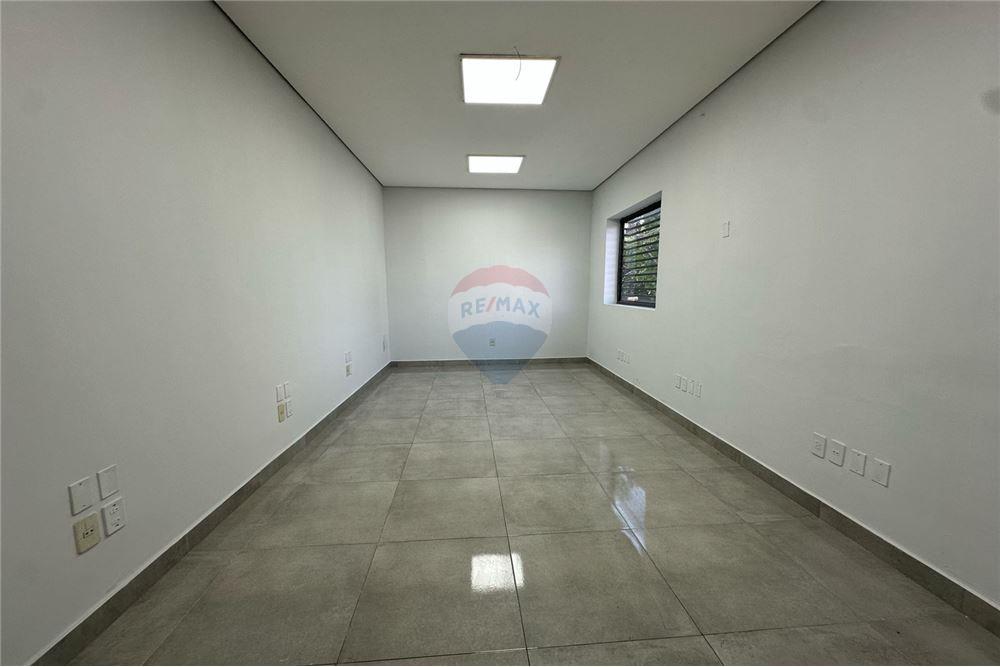 Commercial - Pisarna - Paragvaj Asunción Carlos Antonio López - PY - 31 - 143098010-87