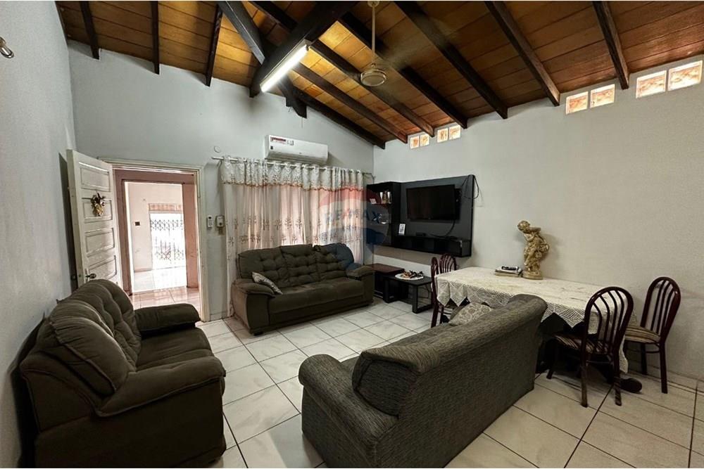 Commercial - Building Floor - Paraguay Alto Paraná Ciudad Del Este - PY - IMG_20250207_075827_973.jpg - 143050060-280