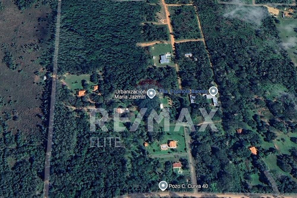 Woningbouw - Grond - Paraguay Cordillera San Bernardino - PY - 01-SISTEMA-Aerea 3D Google maps.jpg - 143014176-4