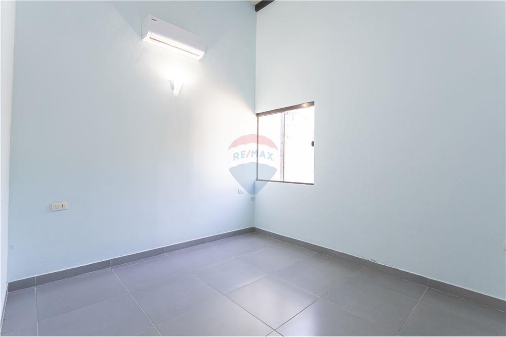 Elamine - Chalet - Paraguay Central Ñemby - PY - 10 - 143036034-127